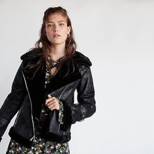 Express- Bell sleeve faux fur moto jacket
